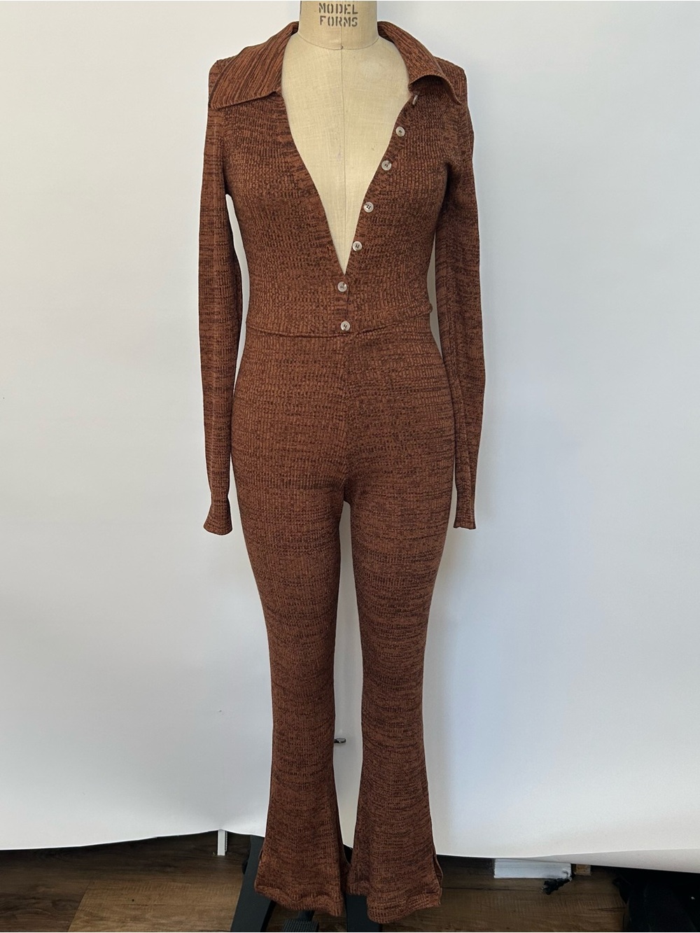 Missguided + Brown Ribbed Button-Front Jumpsuit